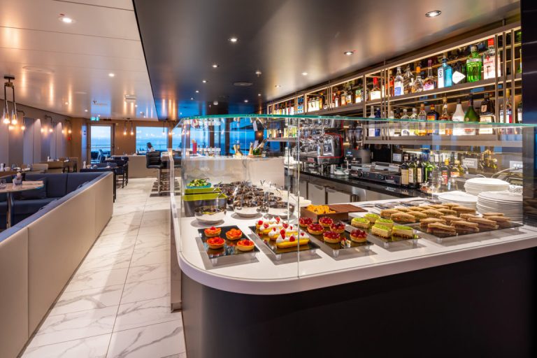 SE_Azure_Bar_Cafe__009