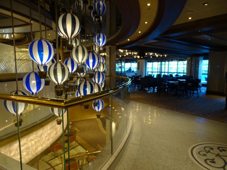 Sky_Princess_Interiors