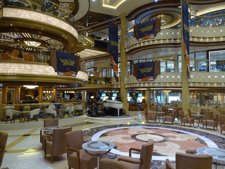 Sky_Princess_The_Piazza