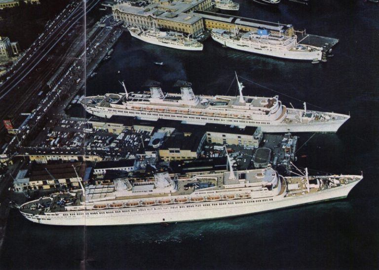 The Raffaello and her sister ship Michelangelo were the last Italian ocean liners to operate passenger services between Italy and America.