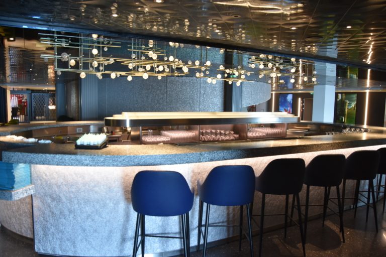 deck 06 - On the Rock