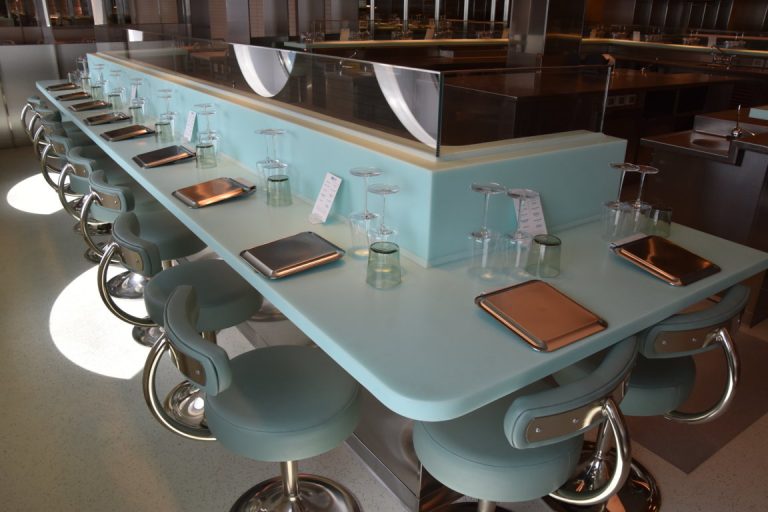 deck 06 - The Test Kitchen