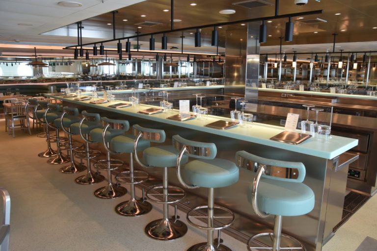 deck 06 - The Test Kitchen