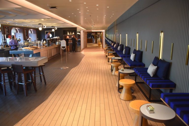 deck 07 - Grounds Club