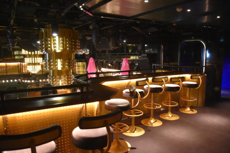 deck 07 - The Manor - Kick Ass nightclub