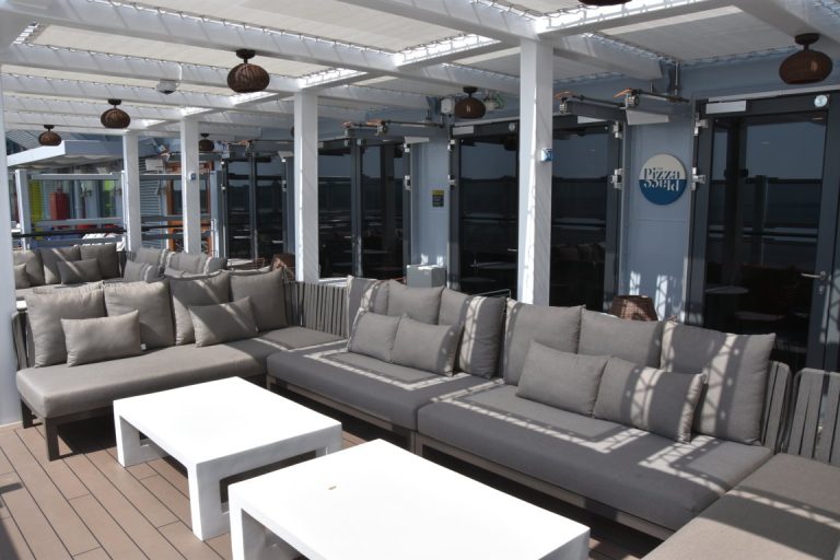 deck 07 - The Pizza Place