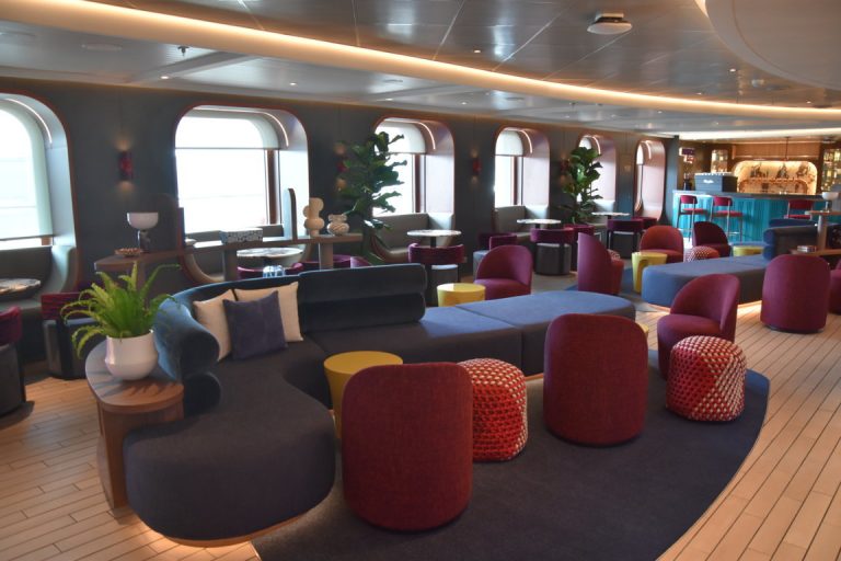 deck 07 - the roundabout