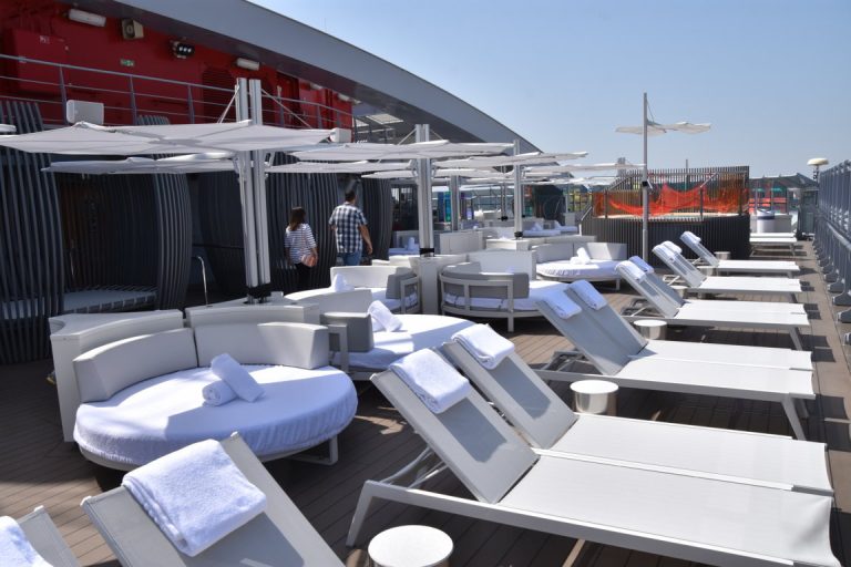 deck 16 - Richard s rooftop