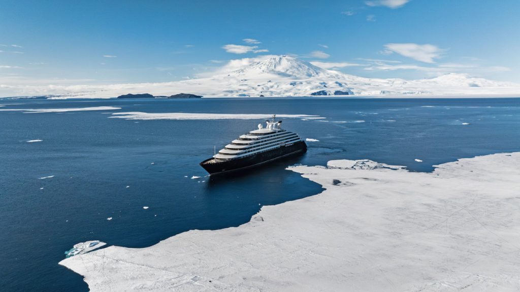 Scenic Eclipse II: Festividades na Fronteira do Mundo