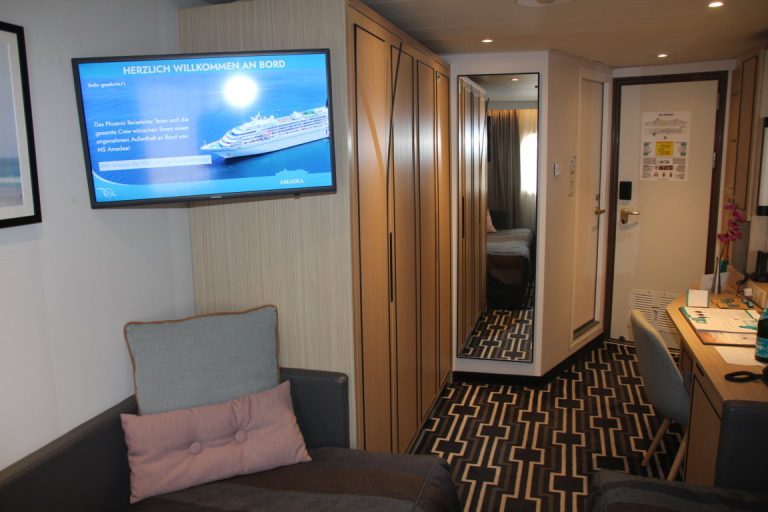 Amadea_Cabin