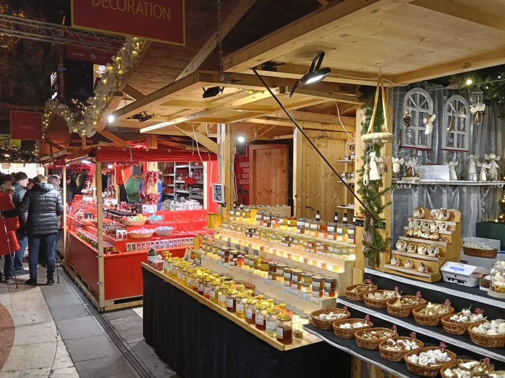 los-mercados-navidenos-de-budapest