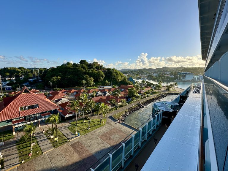Castries Port - Pointe Seraphine