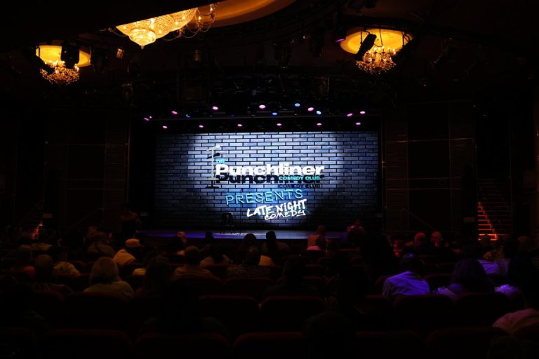 Punchliner Comedy Cluab - late night comedy