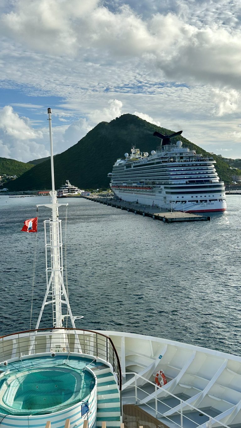 St Maarten approaching the pier
