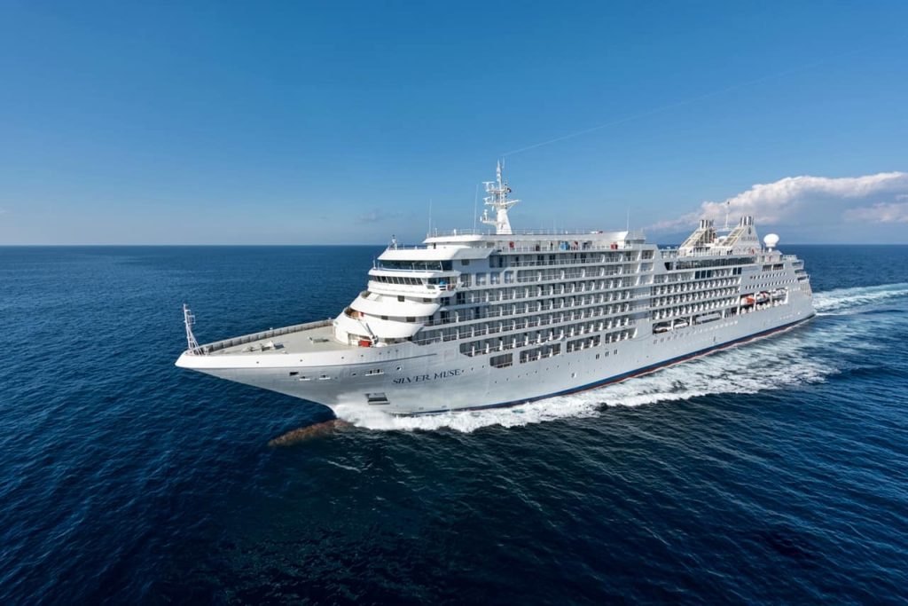 SILVERSEA: Silver Muse and the New Spaces