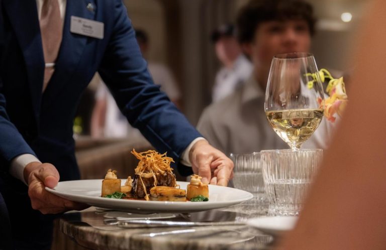 Food_by_Celebrity_Cruises_ship (1)