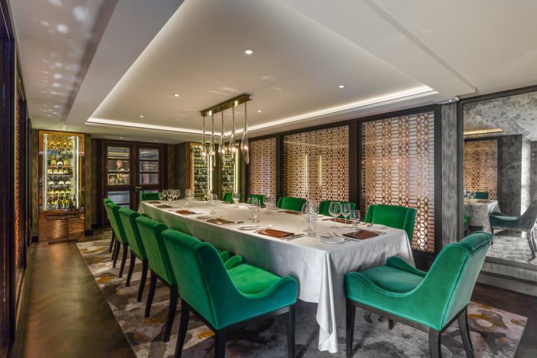 Riverside_Mozart_Vintage_Room (1)