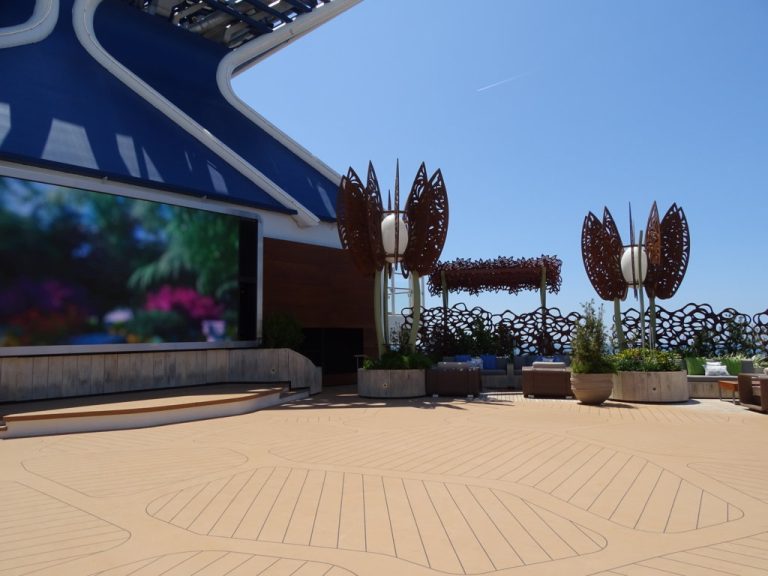 Celebrity_Edge_Rooftop_Garden