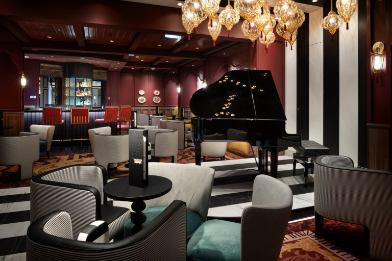 Scat Cat Lounge_Disney Treasure