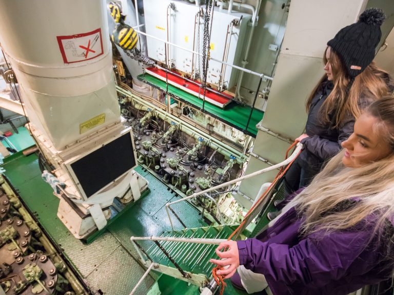 guided-tour-icebreaker-sampo
