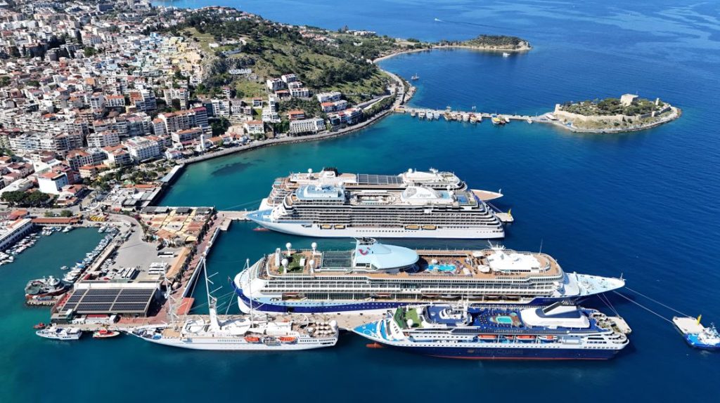 the-next-decade-of-global-cruise-port-operations