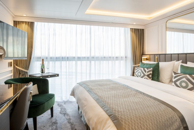 Symphony suite Symphony suite