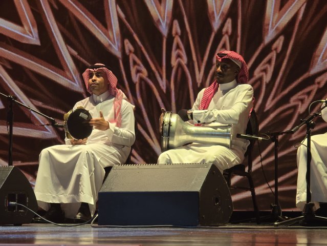 Arabian Entertainment on Board. Arabian Entertainment on Board.
