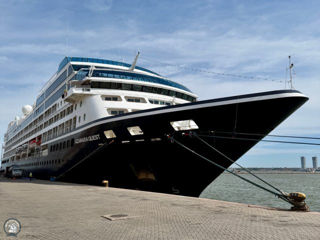 Azamara Quest in Montevideo Azamara Quest in Montevideo