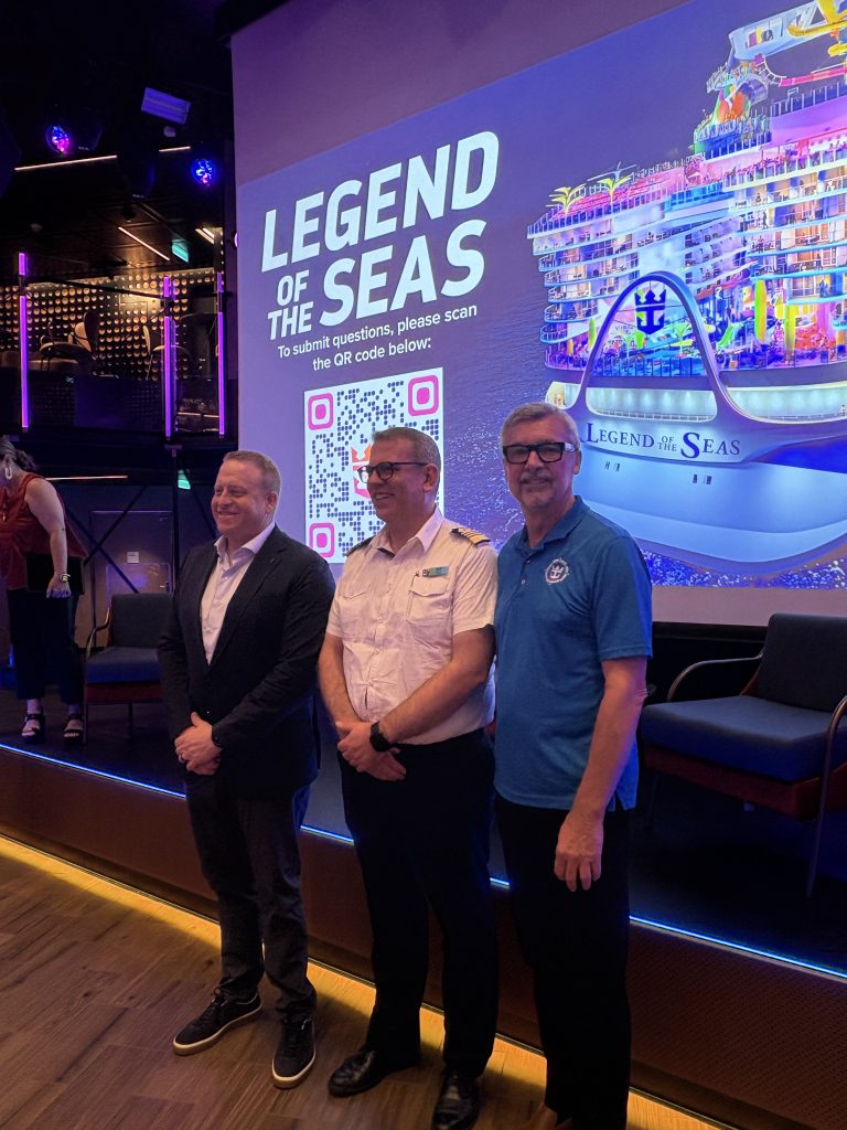 Jason Liberty, Captain Sindre Borsheim, Michael Bayley
