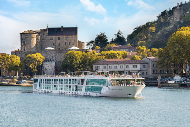 emerald-cruises-la-croisiere-pour-les-latino-americains